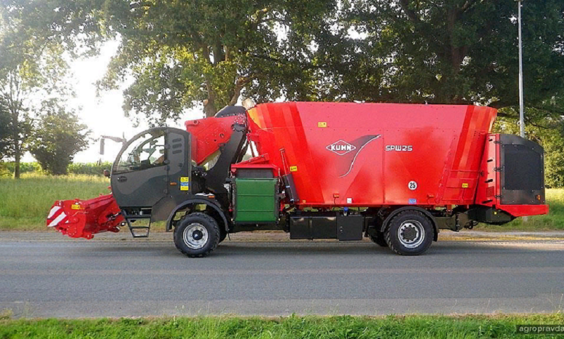 самоходные раздатчики  Kuhn